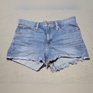 J.Crew Denim Women Shorts Size 29 - EUC Waist 32 - Inseam 3